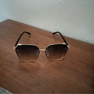 🚨🚨Women’s sunglasses